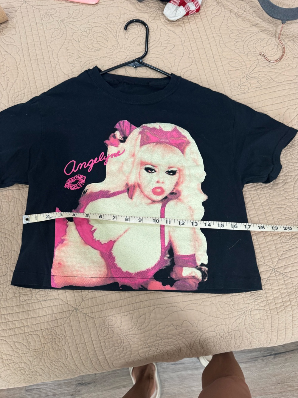 Angelyne Pink & Black Graphic cropped Tee